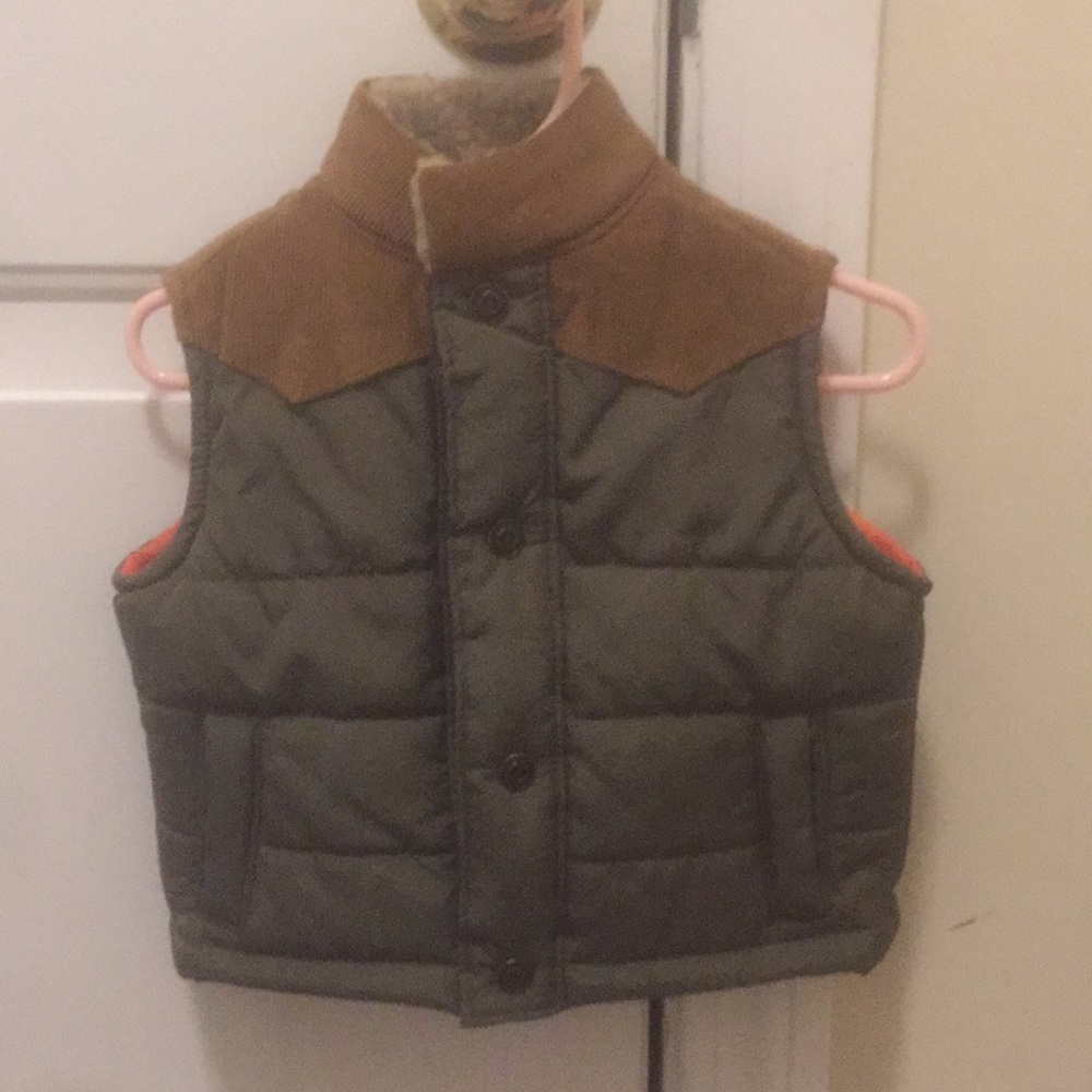 Green puffer vest